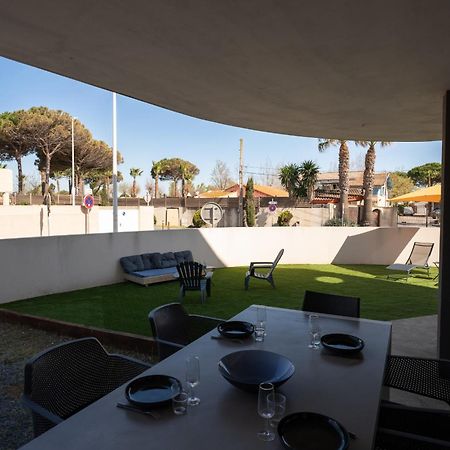 Grand T3 Neuf Climatise Avec Wifi A 100M De La Plage ヴィア エクステリア 写真